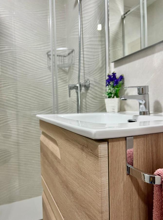Precioso Estudio Con Piscina, Junto A La Playa Torre Del Mar Extérieur photo
